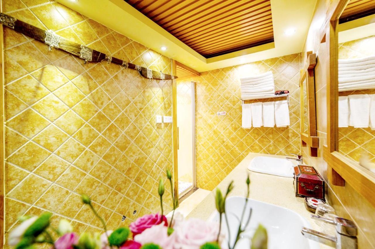 Lijiang Shuhe Yuefeng Resort Hotel Εξωτερικό φωτογραφία